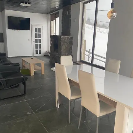 Private 375 Hétvégi ház *